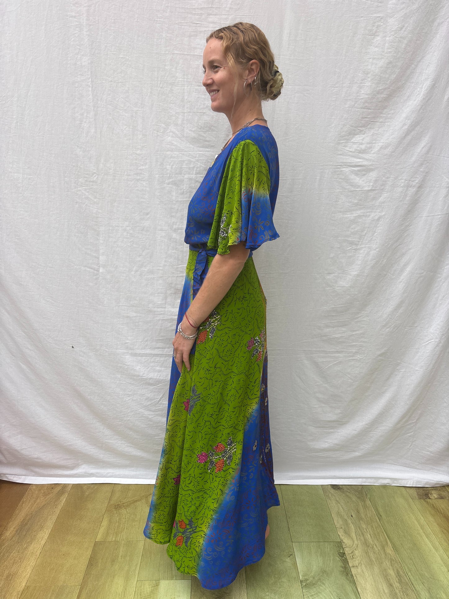 WRAP DRESS | Global
