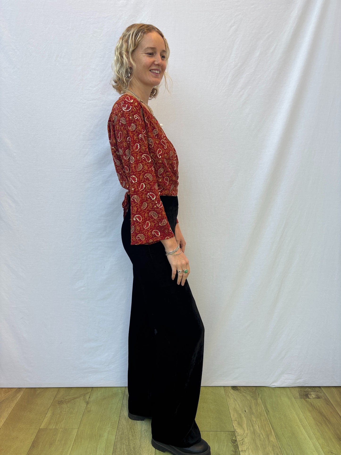 DAISY TOP | S/M ~ Exploring