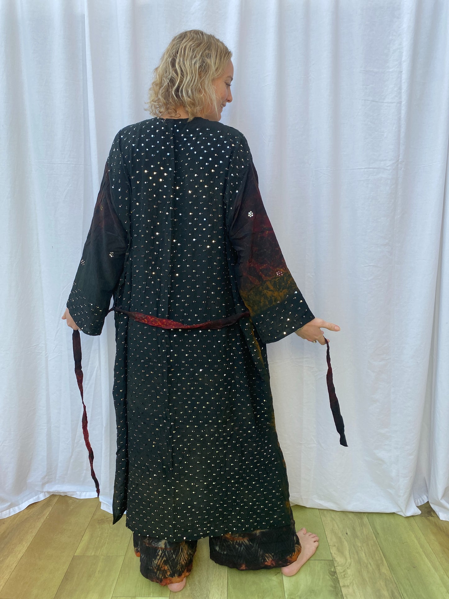 JOY KIMONO | Mirrors ~ Midi