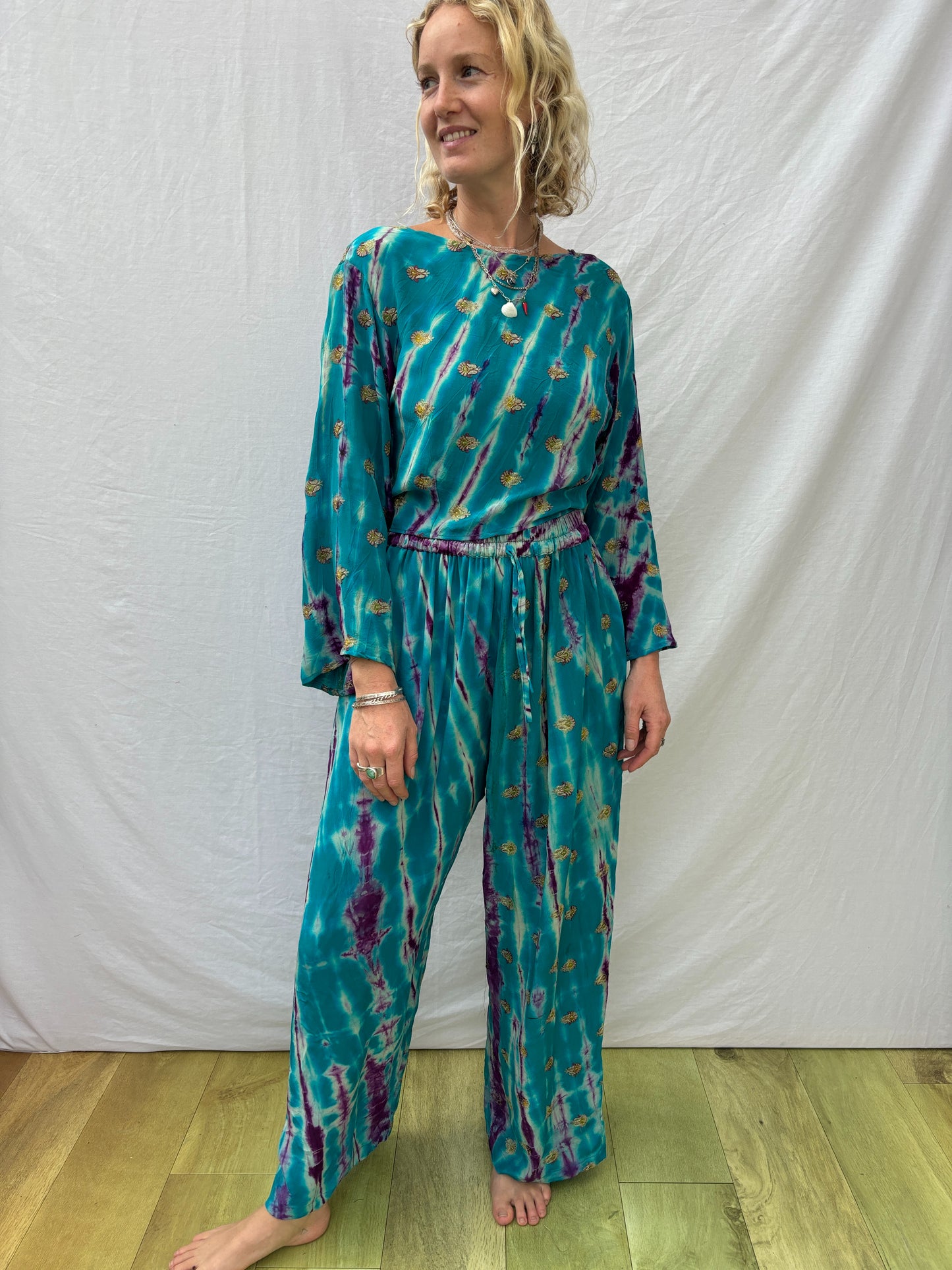 DAISY TOP | M/L ~ Waves