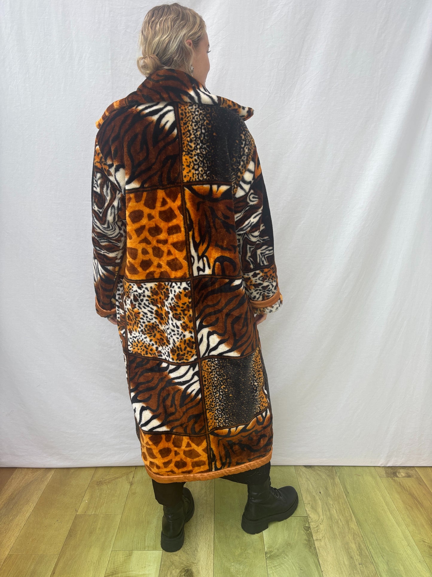BLANKET COAT | Animal Tiger