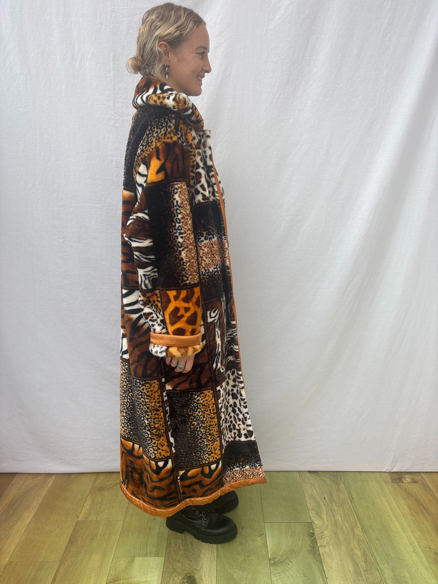 BLANKET COAT | Animal Tiger