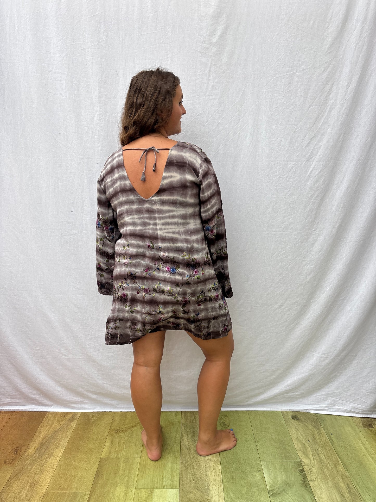 PARTY DRESS | M/L ~ Effortless