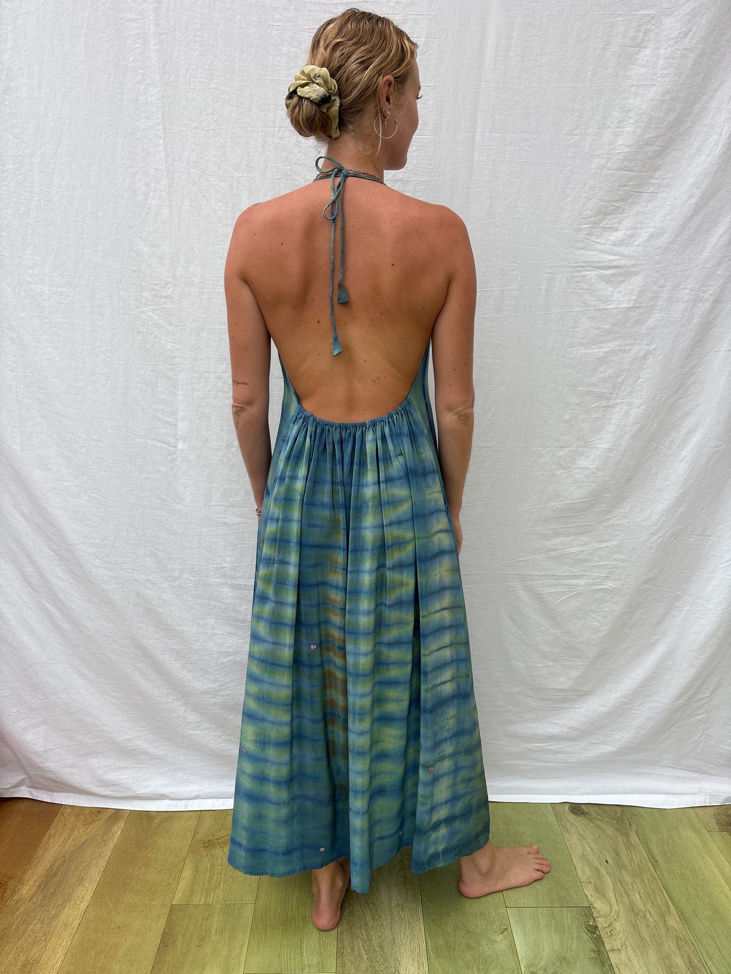 HALTER DRESS | Choose peace