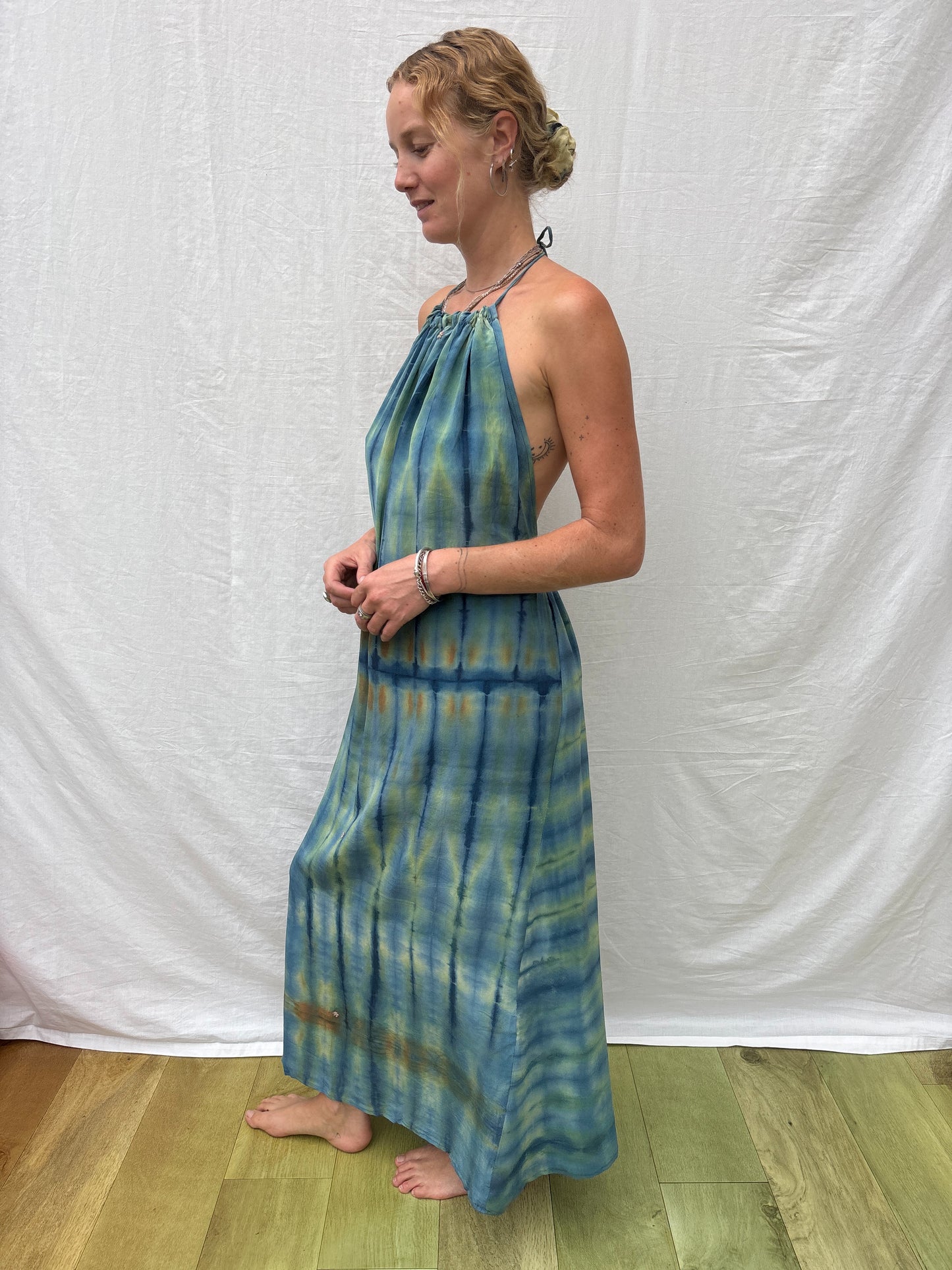 HALTER DRESS | Choose peace