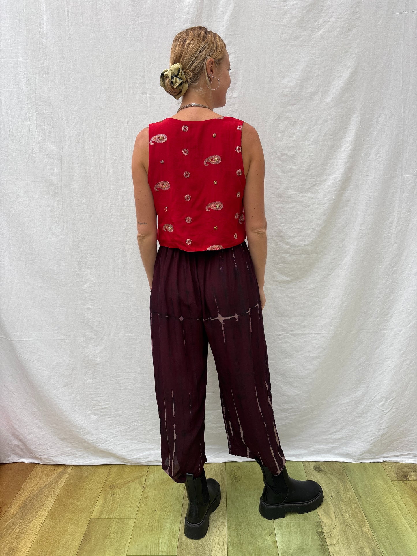 SILK WAISTCOAT | S/M ~ Advocate