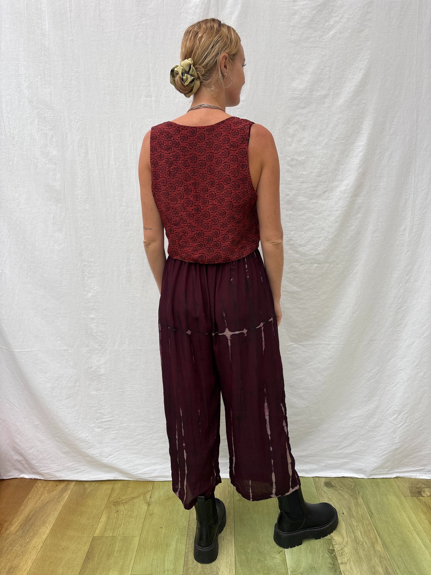 SILK WAISTCOAT | S/M ~ Advocate
