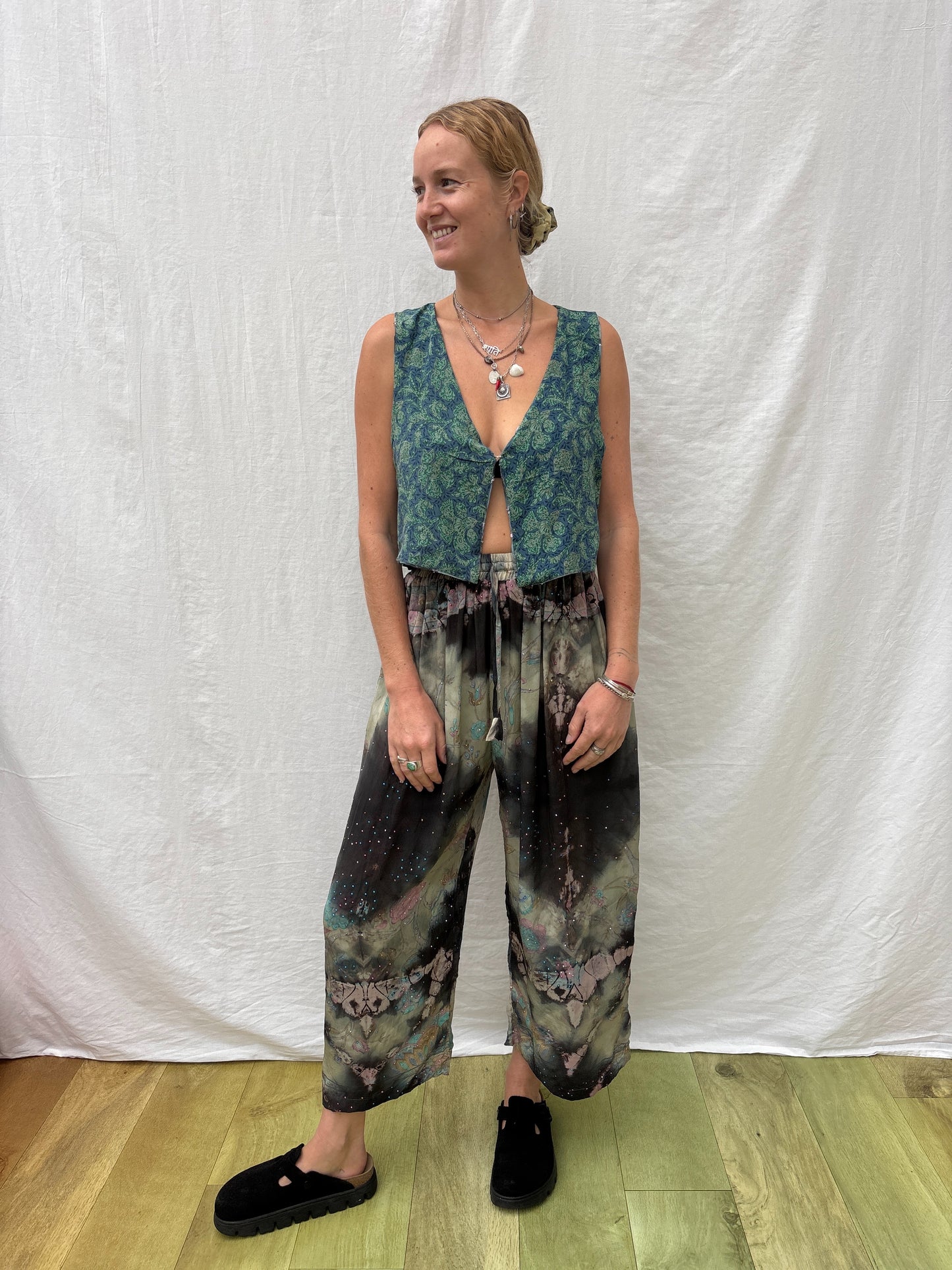 SILK WAISTCOAT | S/M ~ Babes