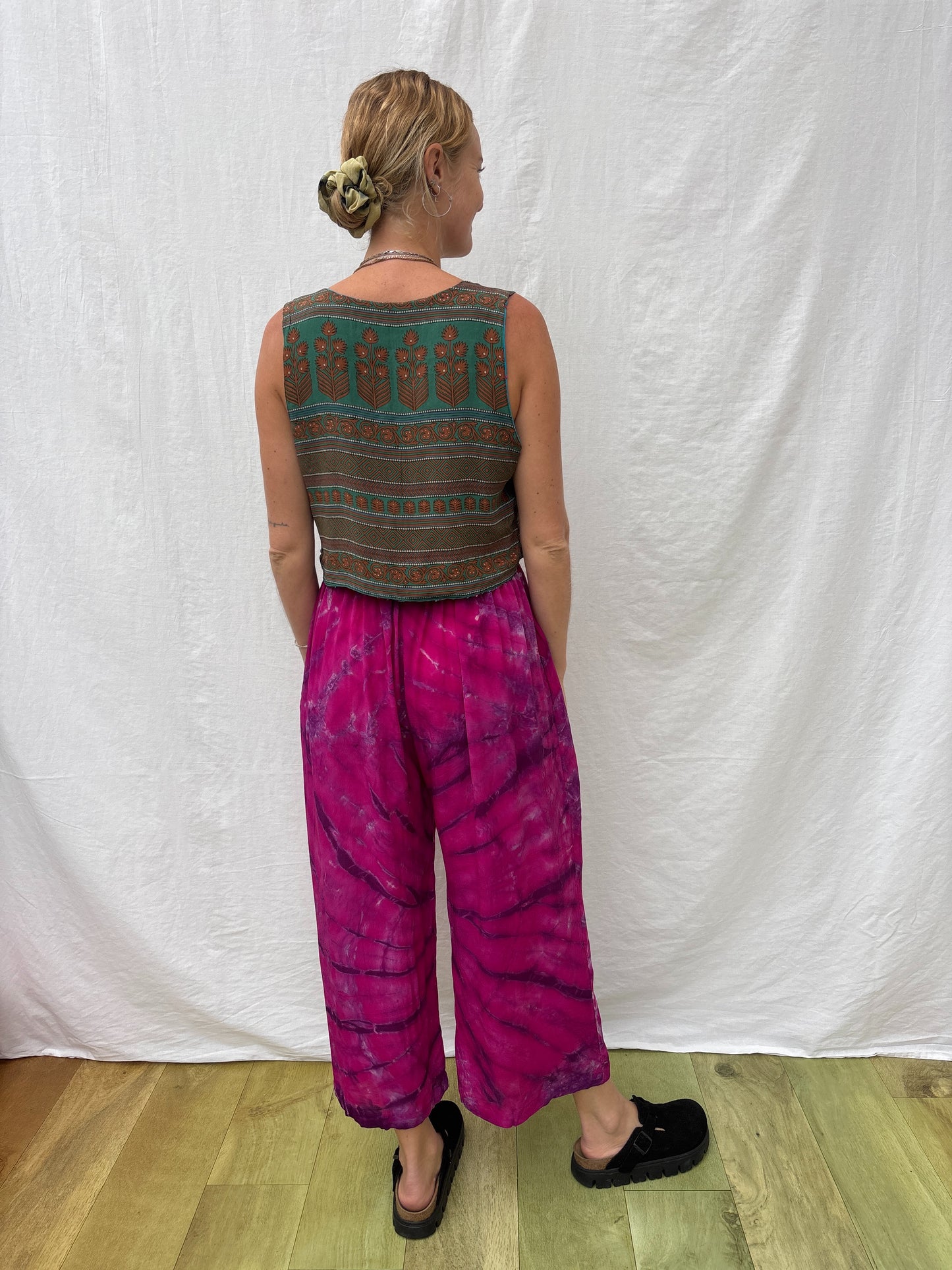 SILK WAISTCOAT | S/M ~ Uptown Girl