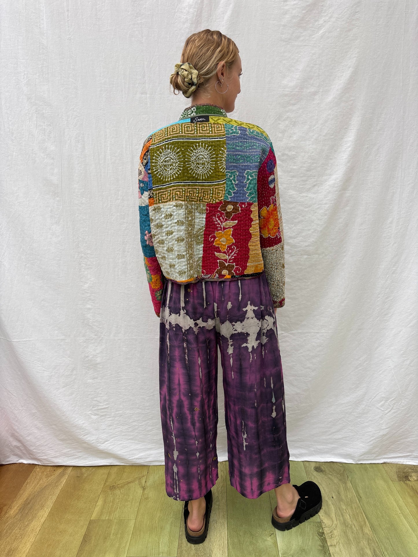 REVERSIBLE KANTHA CROP JACKET | I Gotcha