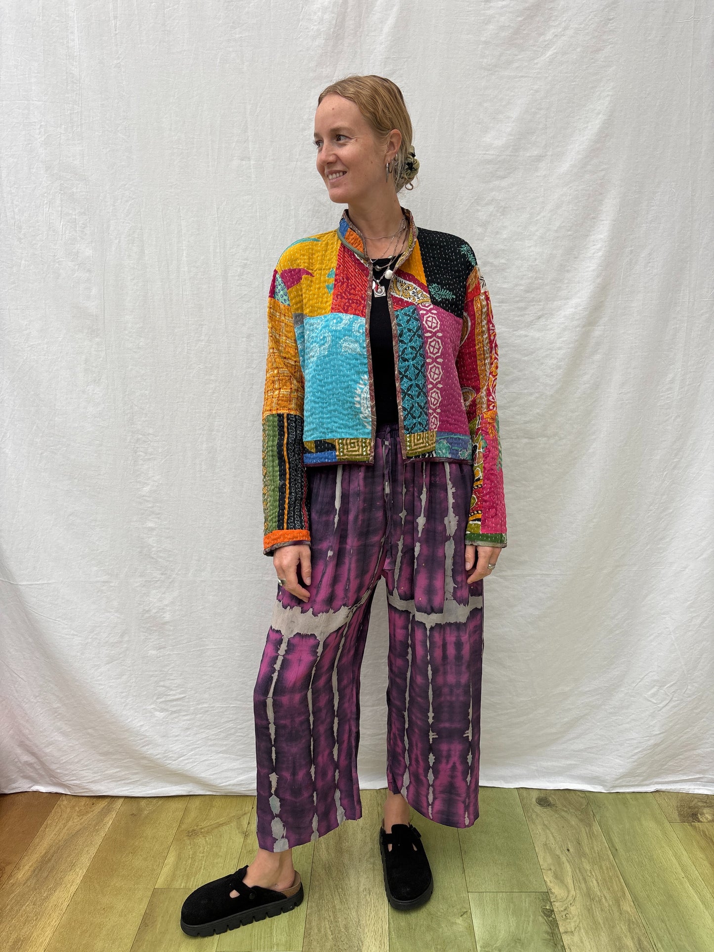 REVERSIBLE KANTHA CROP JACKET | I Gotcha