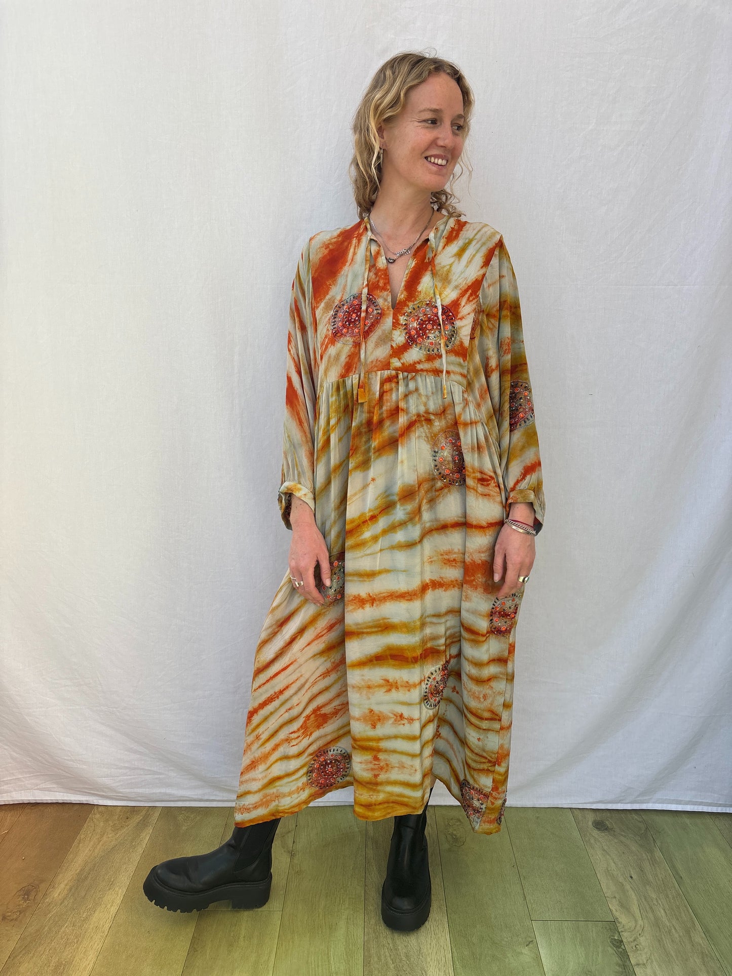 GRACE DRESS | Long ~ Listening