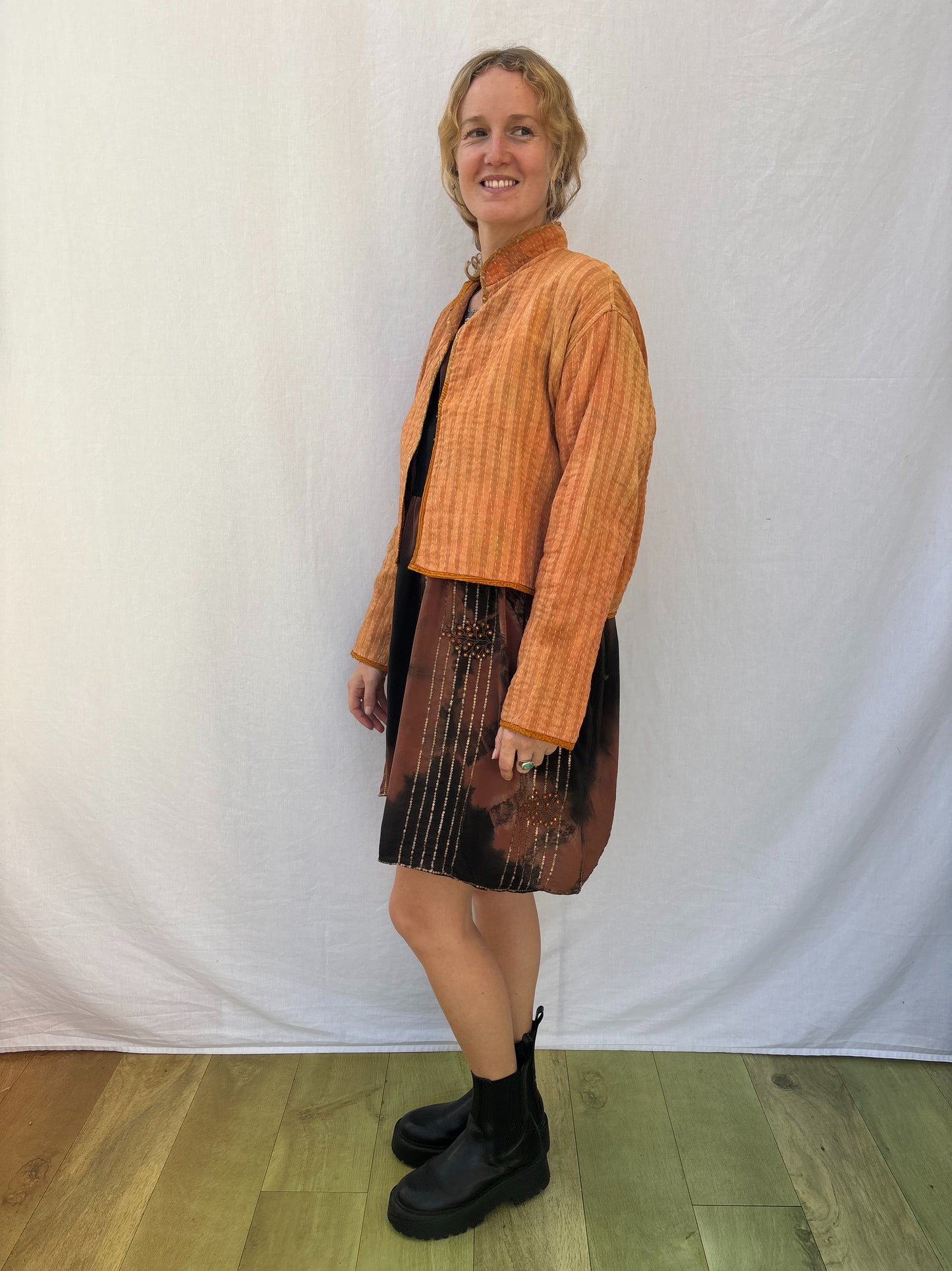 KANTHA CROP JACKET | Dream Big