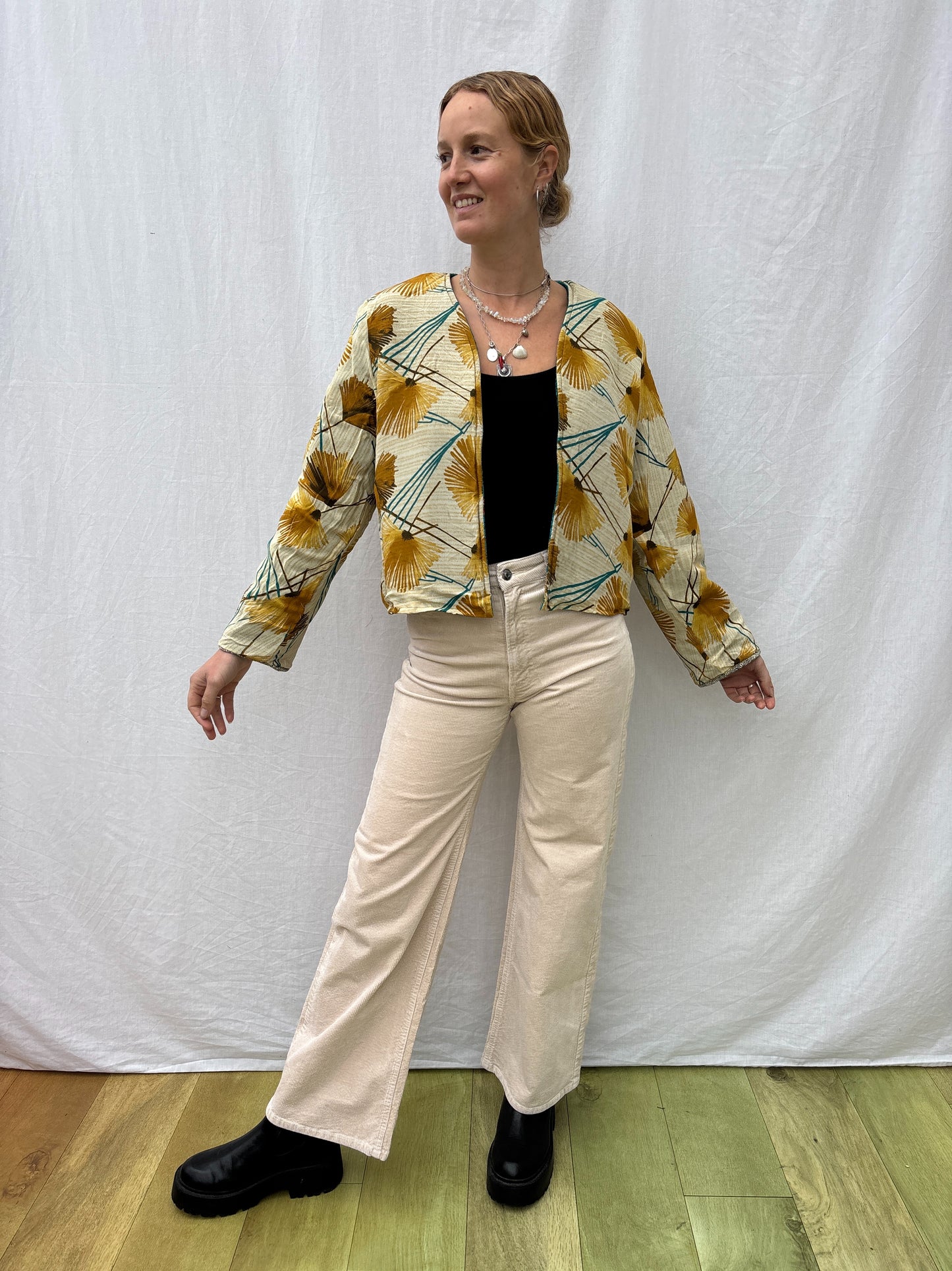 Silk Jacket | Bringing flowers