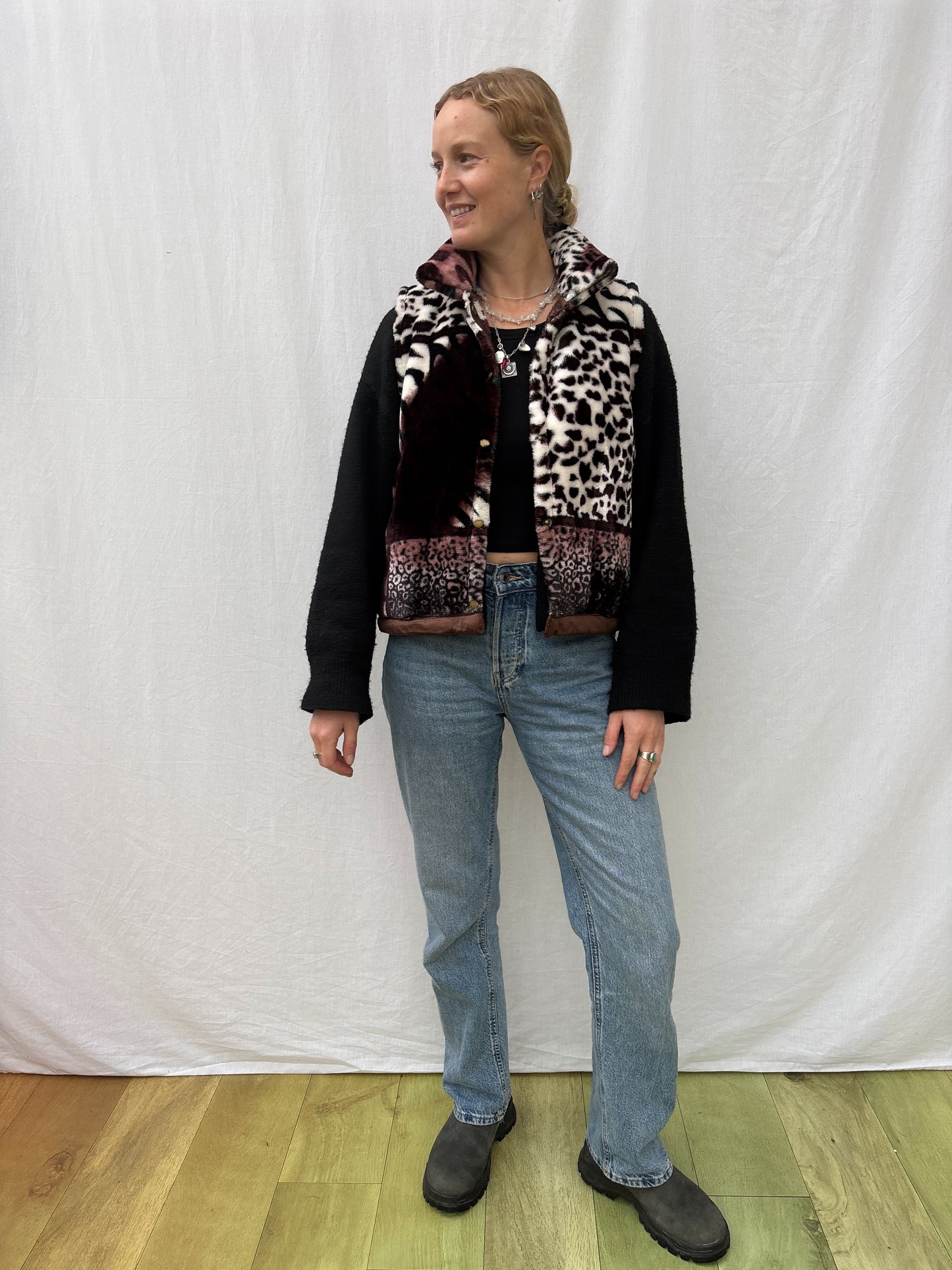 BLANKET GILET | Animal Garnet