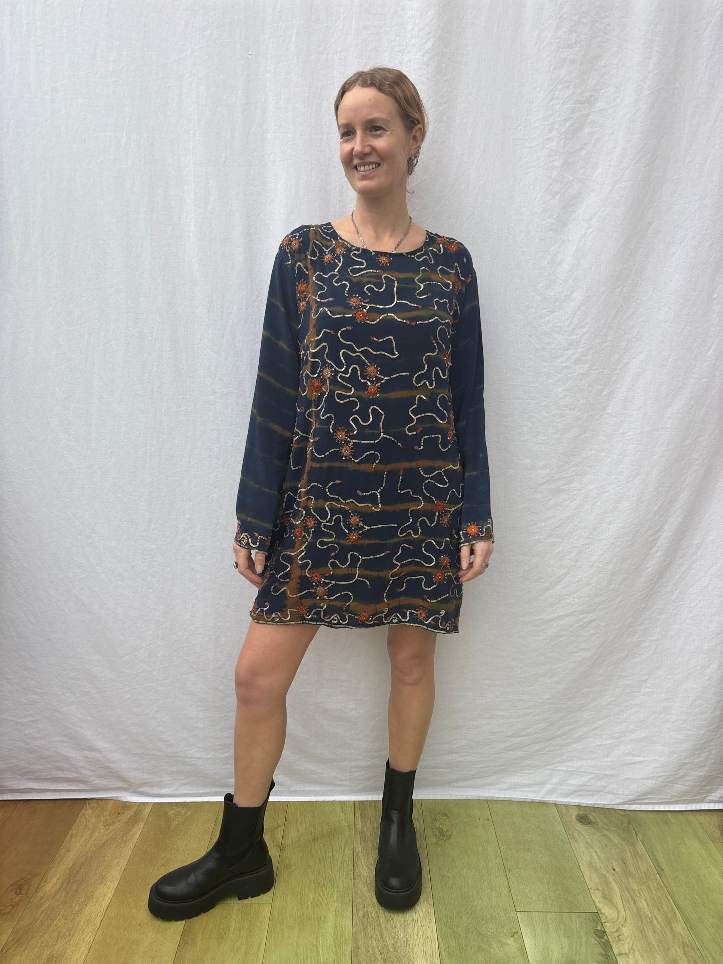 PARTY DRESS | M/L ~ Friends