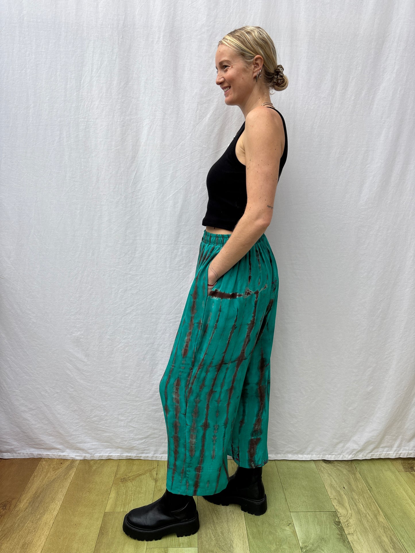 SILK TROUSERS | Short ~ Decisions