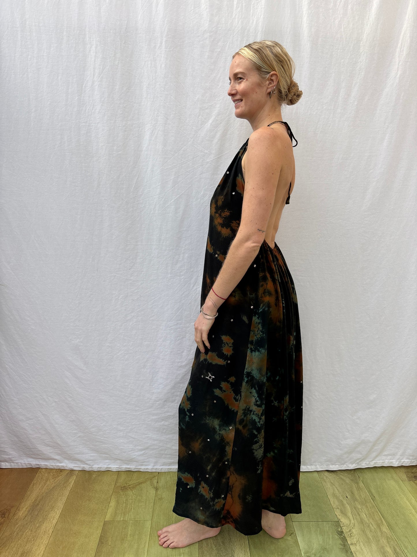 HALTER DRESS | Find it