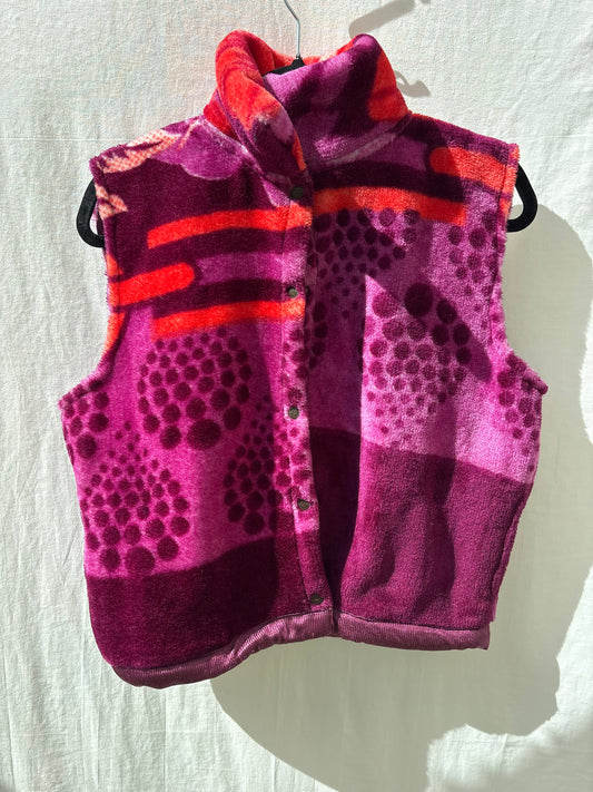BLANKET GILET | Crescent