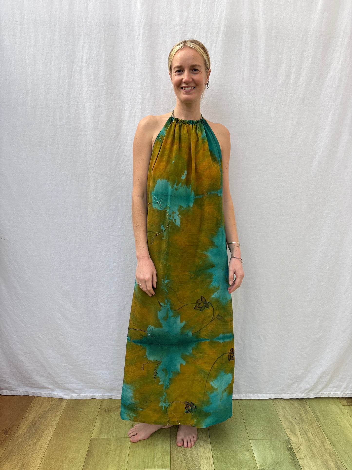 HALTER DRESS | Wanderlust