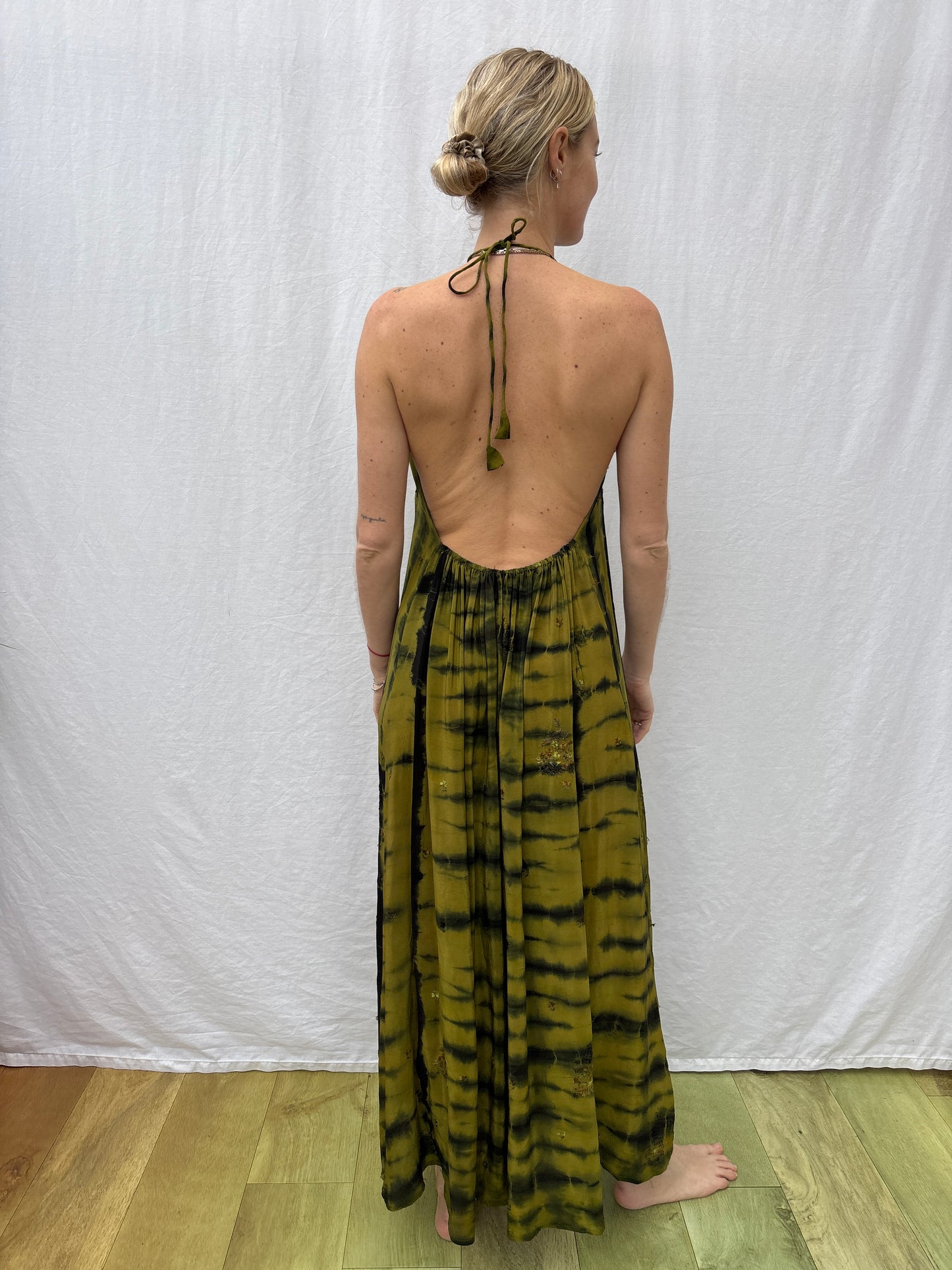 HALTER DRESS | Nova