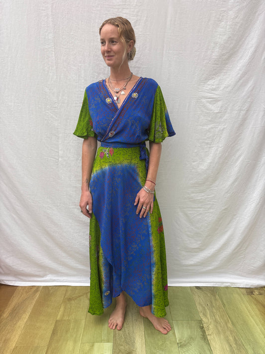 WRAP DRESS | Global