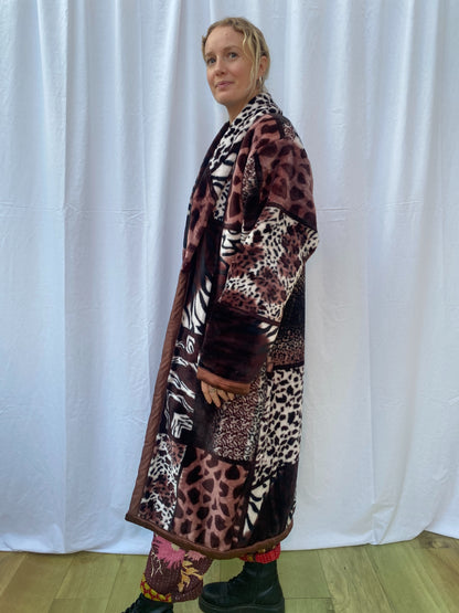 BLANKET COAT | Animal Garnet