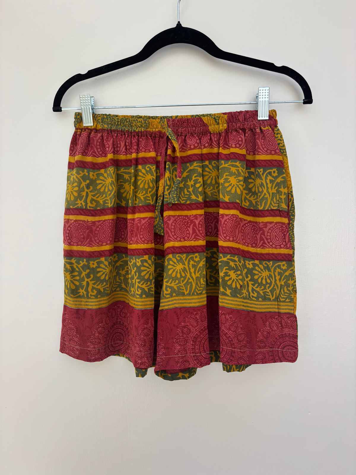 SWON SHORTS | M/L ~ Motif