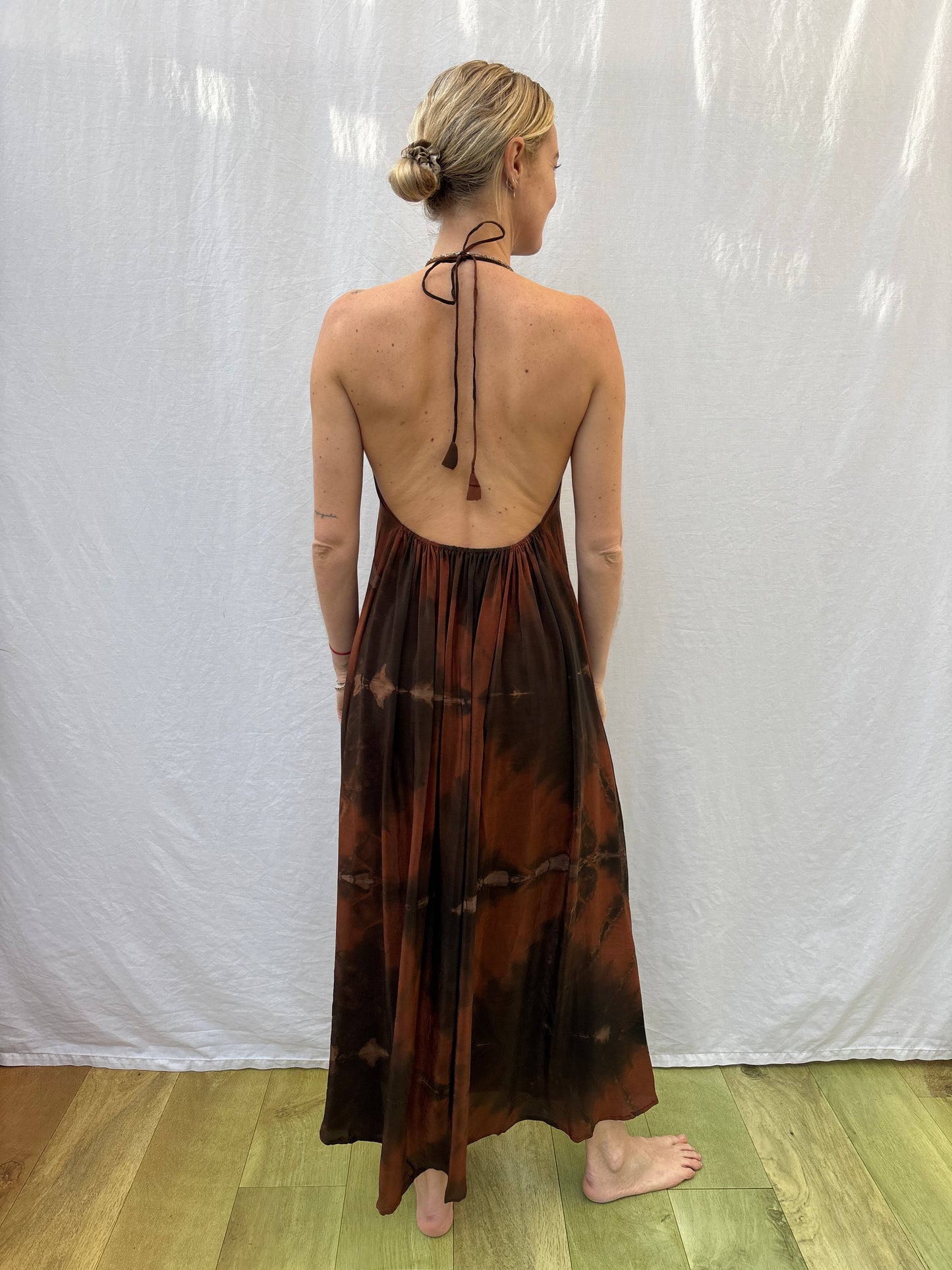 HALTER DRESS | Seeker