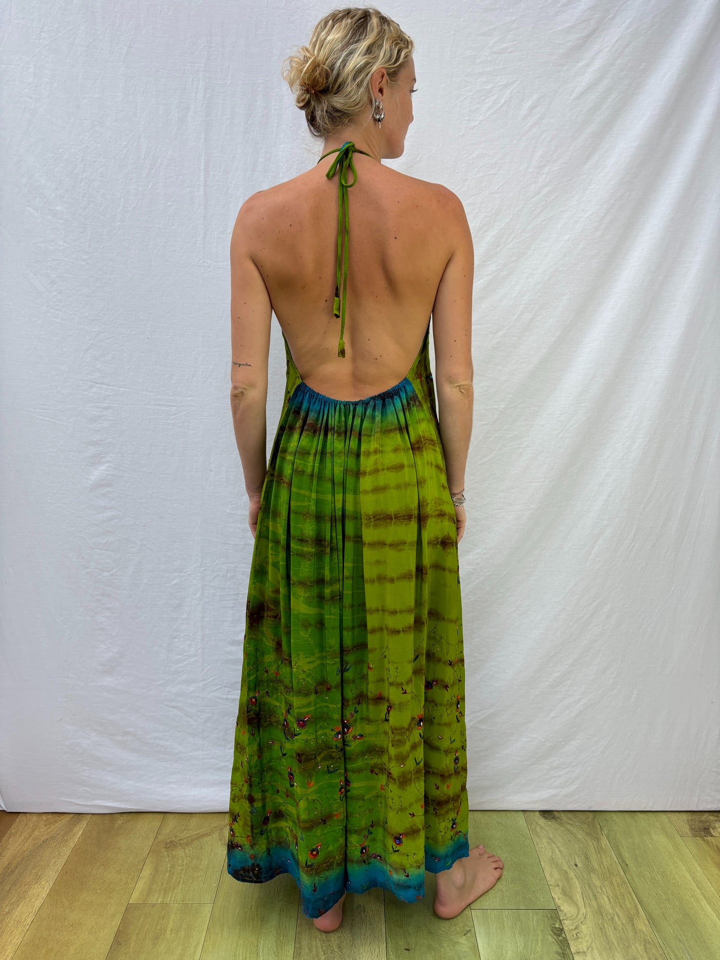 HALTER DRESS | Juicy