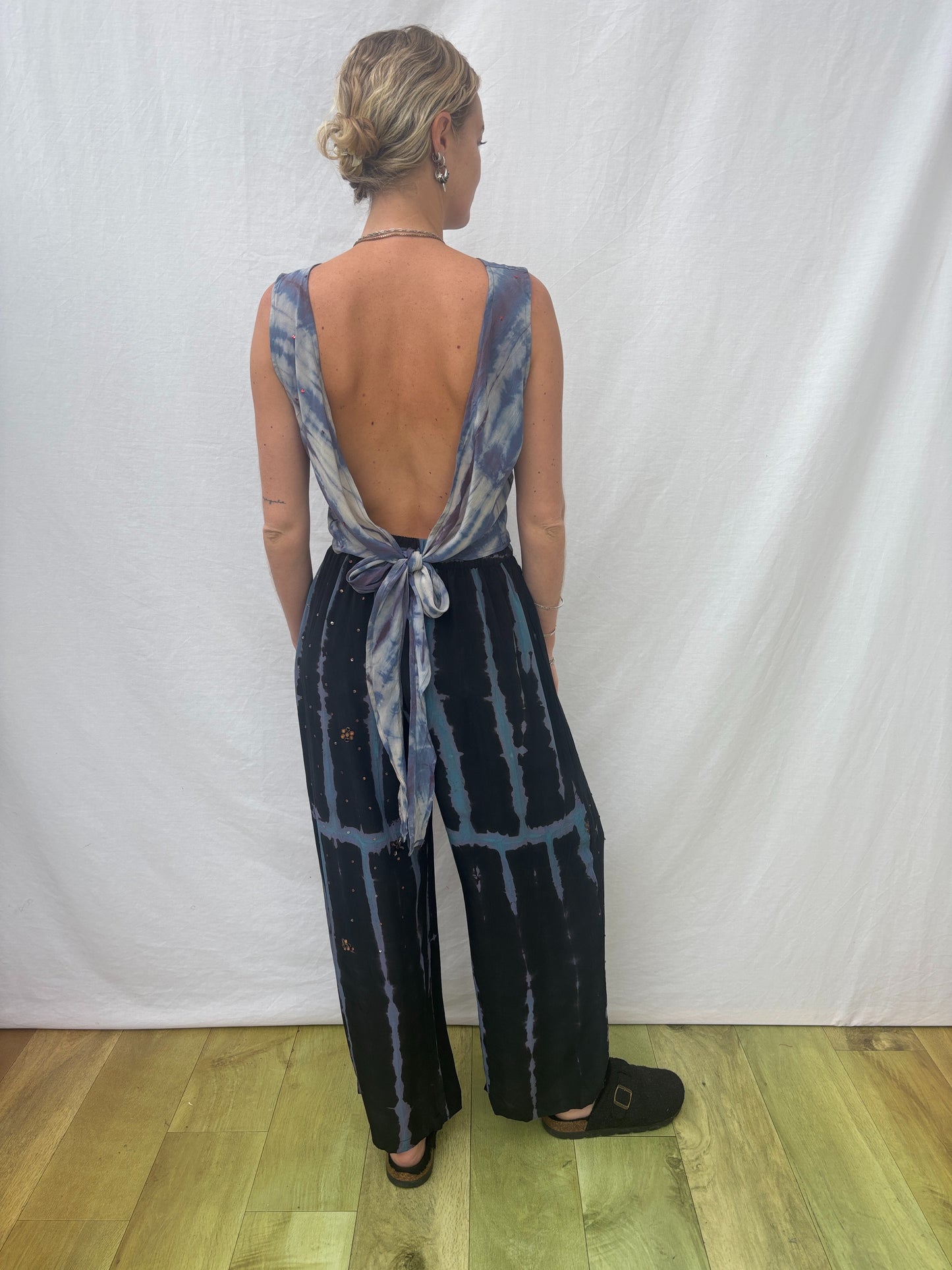 MULTI TIE TOP |  Softly