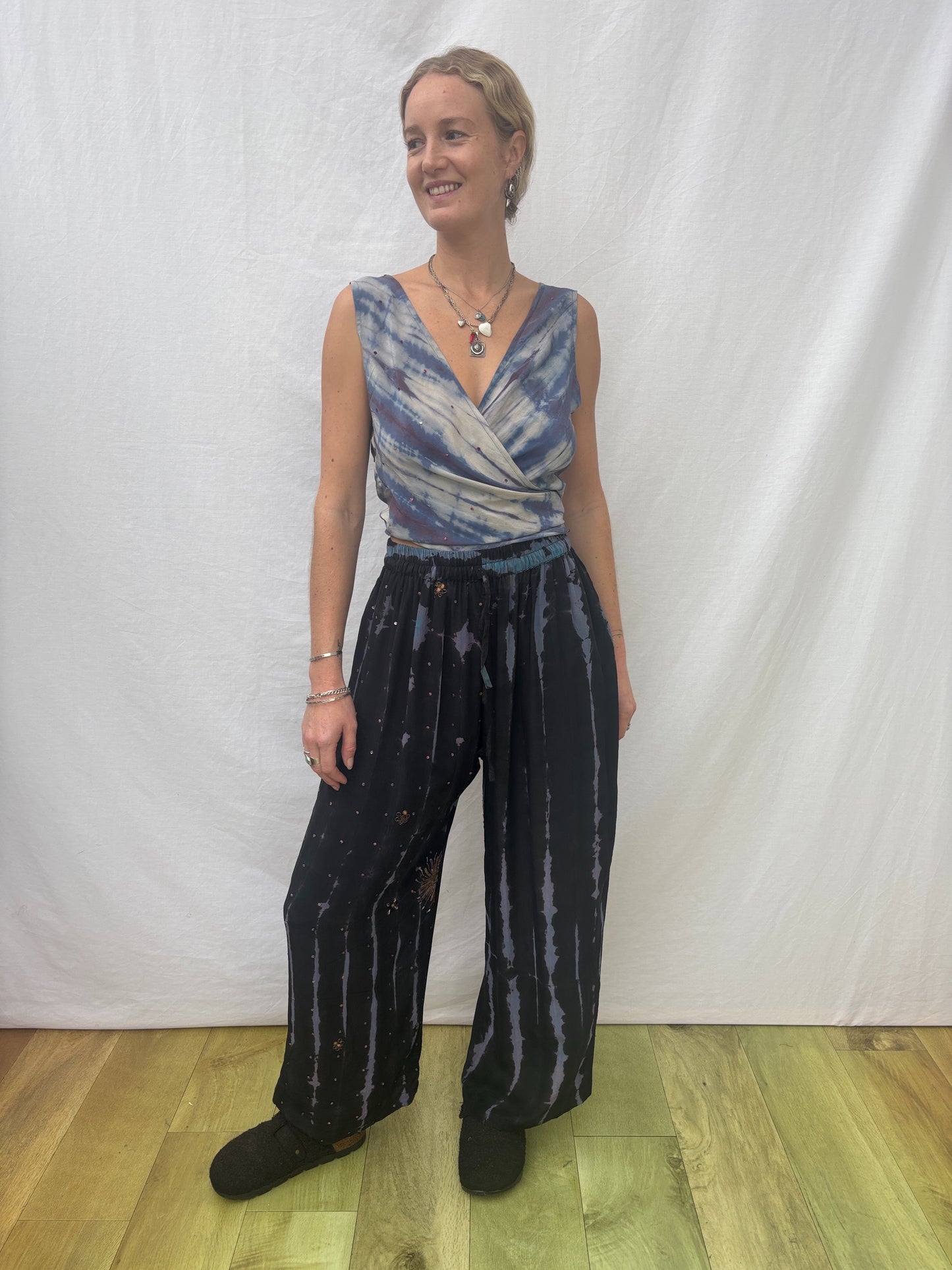 MULTI TIE TOP |  Softly