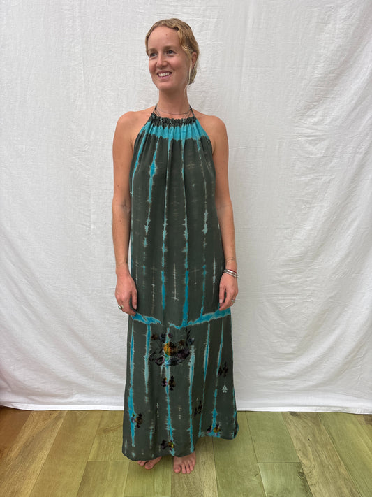 HALTER DRESS | Dear Doe