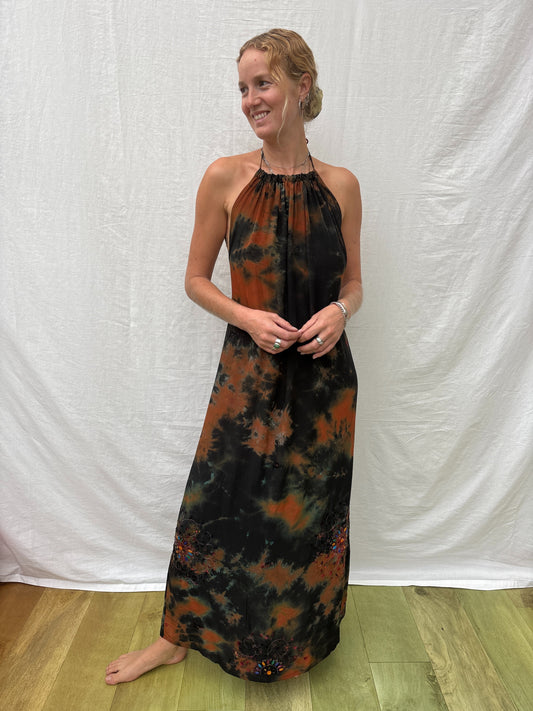 HALTER DRESS | Huntress