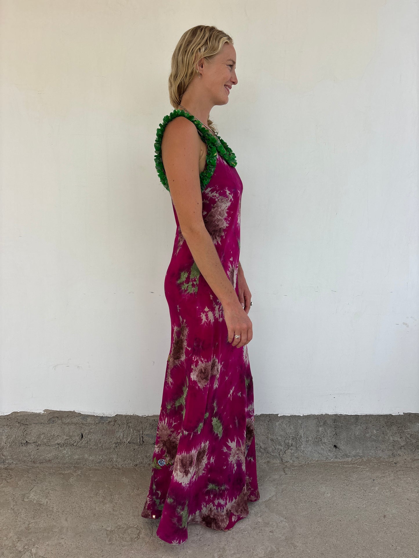 RUFFLE DRESS | To be seen