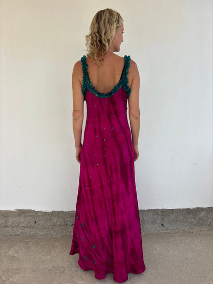 RUFFLE DRESS | Take the spotlight