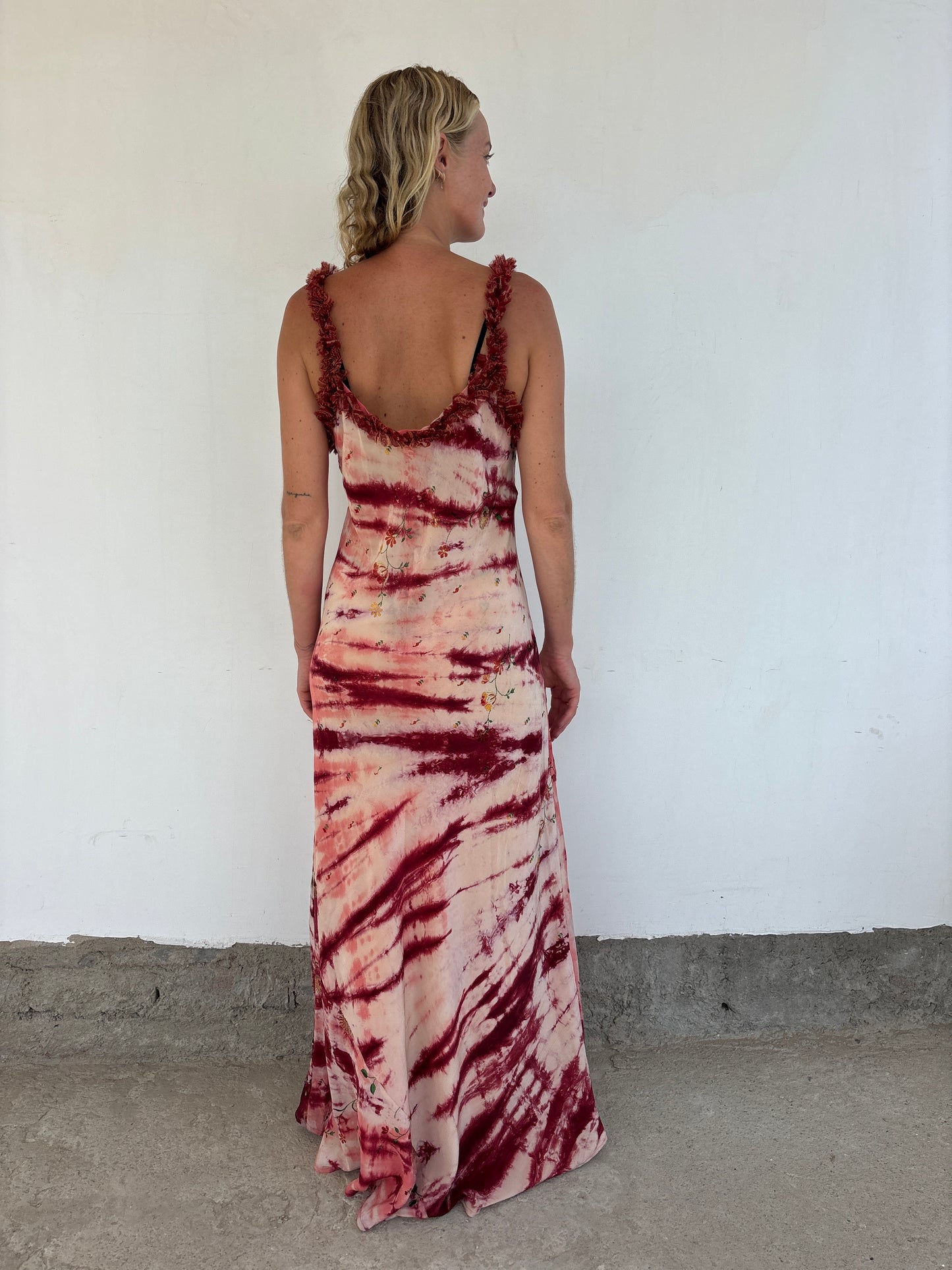 RUFFLE DRESS | Soft rose