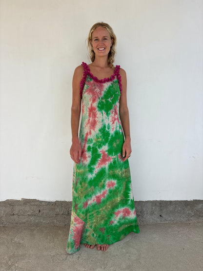 RUFFLE DRESS | Shapeshifting