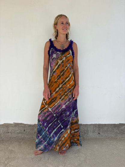 RUFFLE DRESS | The moment