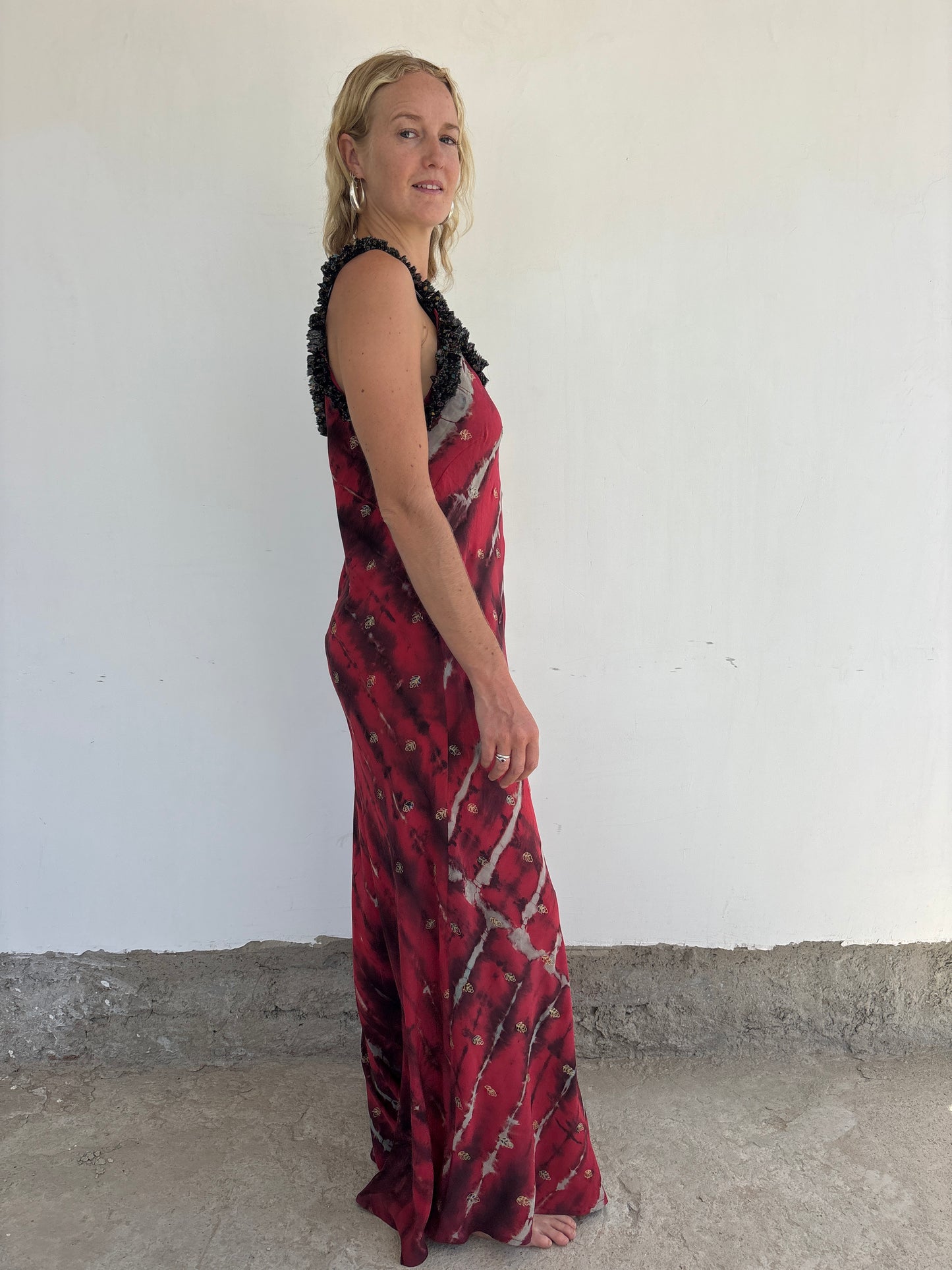 RUFFLE DRESS | She knows