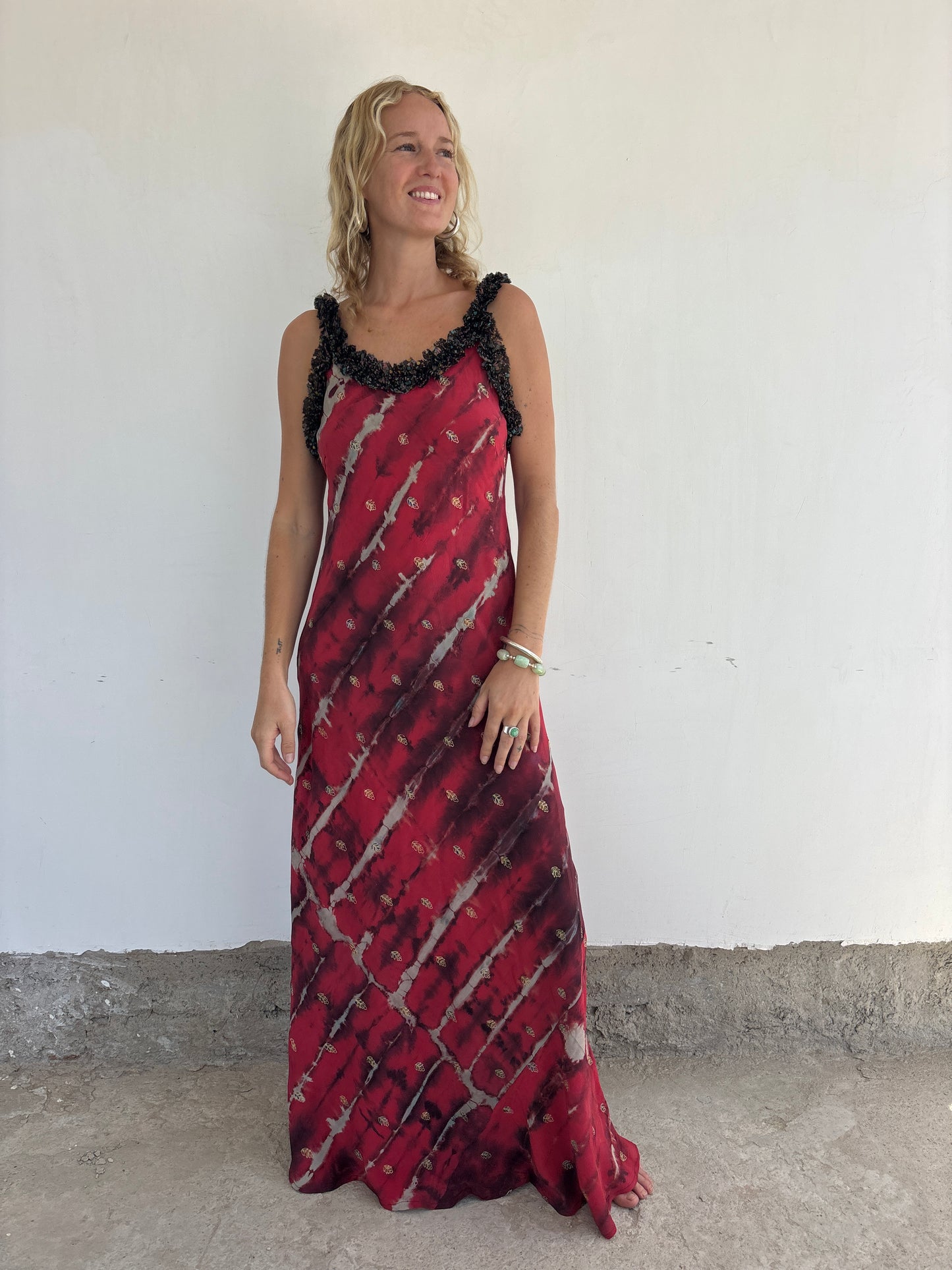 RUFFLE DRESS | She knows