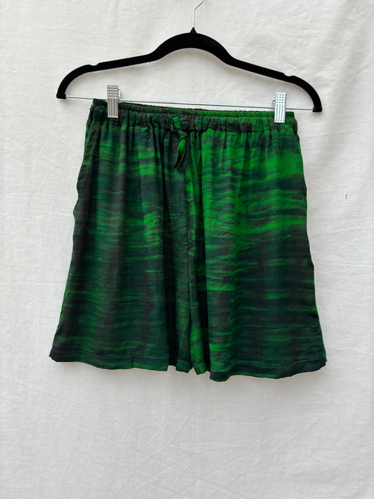 SECONDS SHORTS | 02