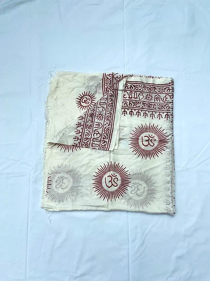 Om Sarong - white